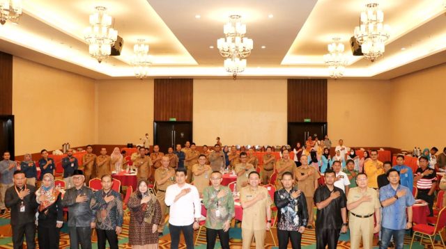 Rakor Verifikasi Faktual Keanggotaan Partai Politik Calon Peserta Pemilu Tahun 2024 Tingkat Komisi Pemilihan Umum Kabupaten Muara Enim yang berlangsung di Ballroom Hotel Grand Zuri Muara Enim, Selasa (18/10).